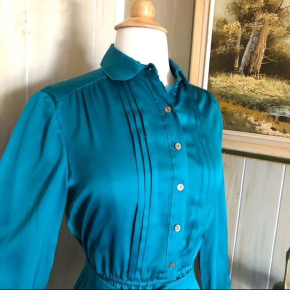 1980’s Satin Vintage Dress - Picture 3 of 5